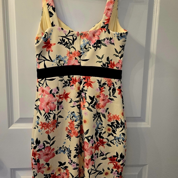 Guess dress - Picture 3 of 10